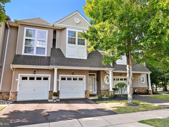 Townhouse for sale in Manahawkin, New Jersey