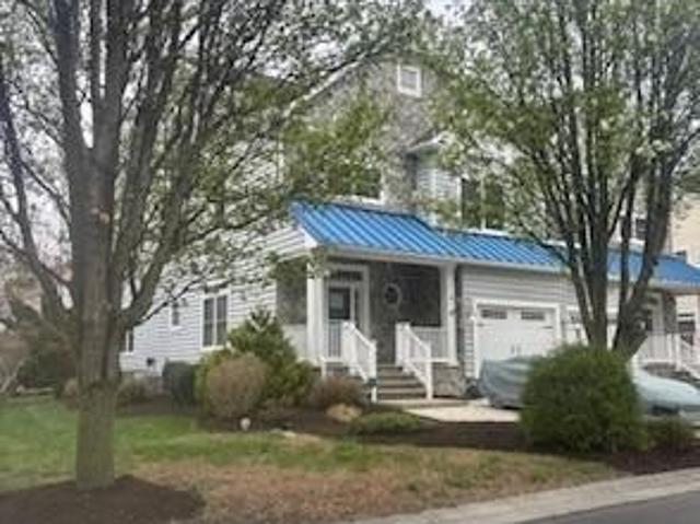Condo for sale in Delaware