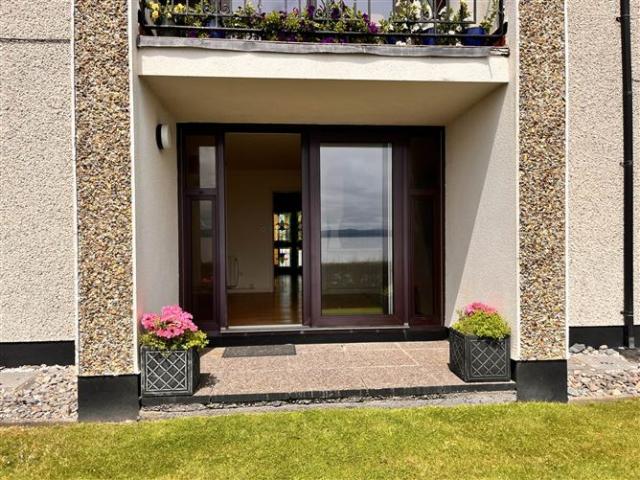 Apartment for sale in Salthill, Cathair na Gaillimhe