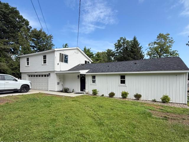 House for sale in Saratoga, New York