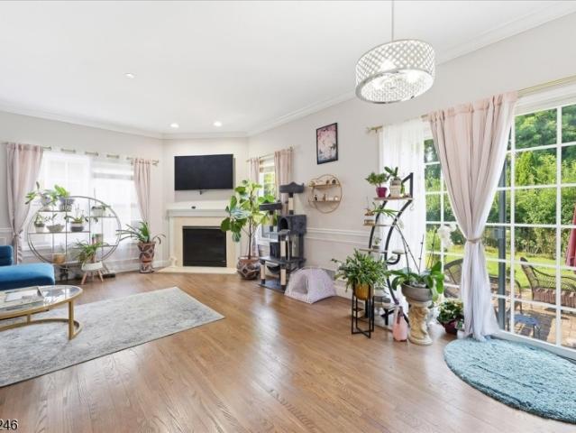House for sale in Cedar Grove, New Jersey