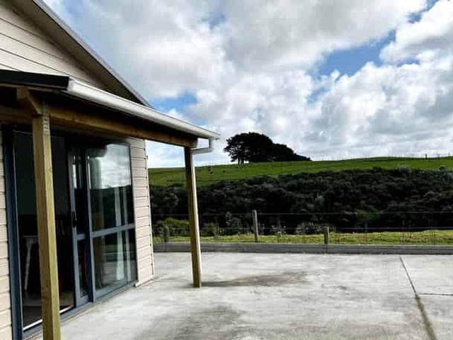 House for rent in Awhitu, Oroua County