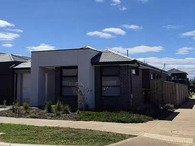 House for rent in Wollongong West, New South Wales