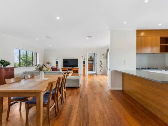 House for sale in Awhitu