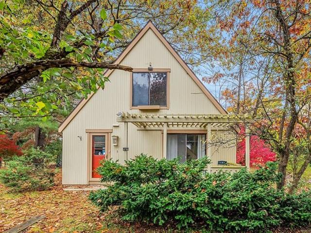 Condo for sale in Avon, Connecticut