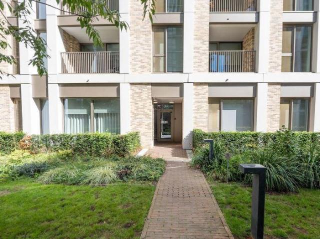 House for rent in Nine Elms, Greater London
