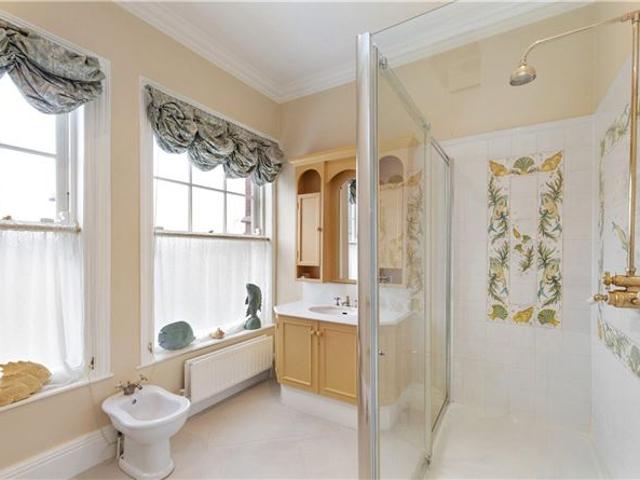 Detached House for sale in Bluebell, North Tipperary