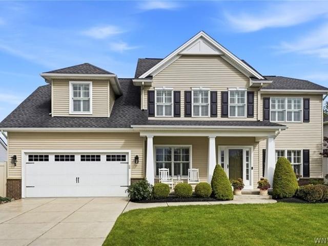 House for sale in Bowmansville, New York