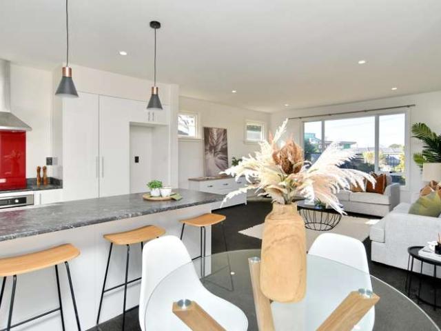 House for sale in Chaslands, Canterbury