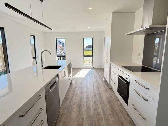 House for rent in Irwell, Canterbury