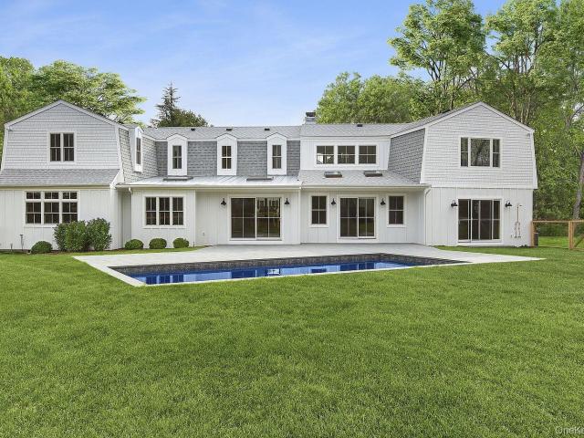 House for sale in Remsenburg-Speonk, Town of Southampton