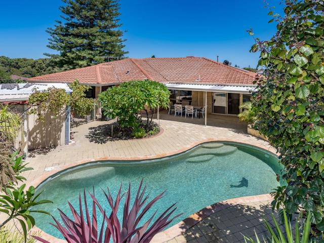 House for sale in Mullaloo, Western Australia