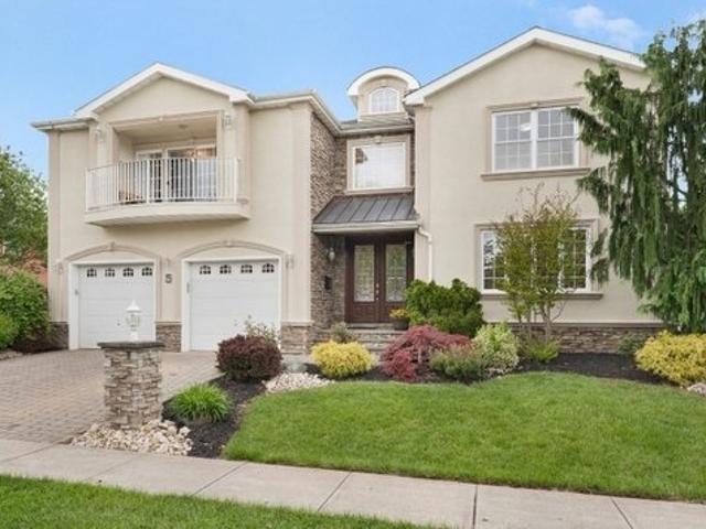 House for sale in Cranford, New Jersey