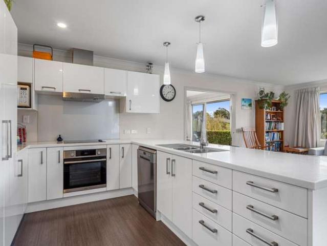 House for sale in Nelson City, Cable Bay