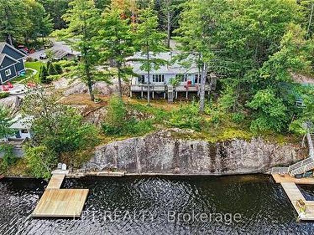 House for sale in Gravenhurst, Central Ontario