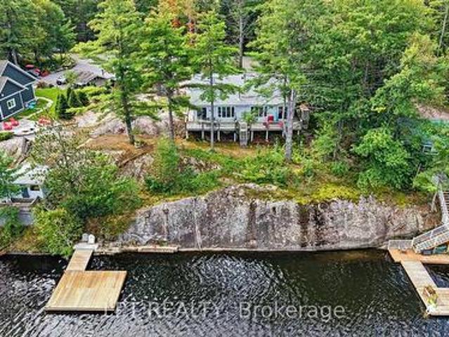House for sale in Gravenhurst, Central Ontario