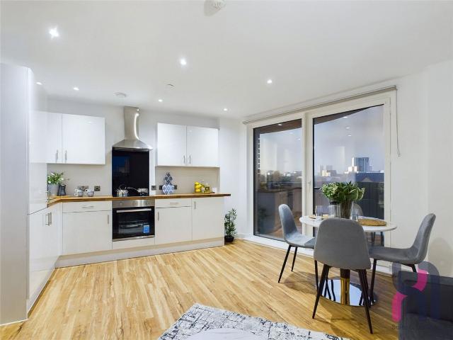 Apartment for rent in Wharfside, Trafford Park