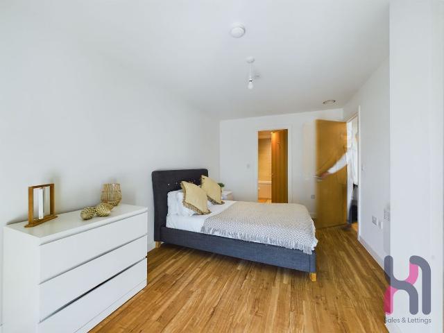 Apartment for rent in Wharfside, Trafford Park