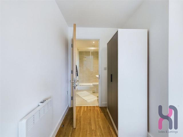 Apartment for rent in Wharfside, Trafford Park
