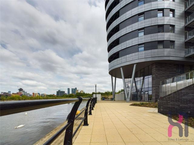 Apartment for rent in Wharfside, Trafford Park