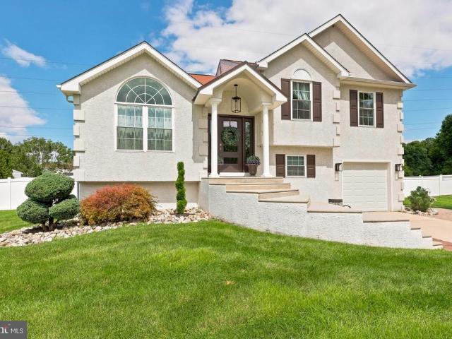House for sale in Mullica Hill, New Jersey