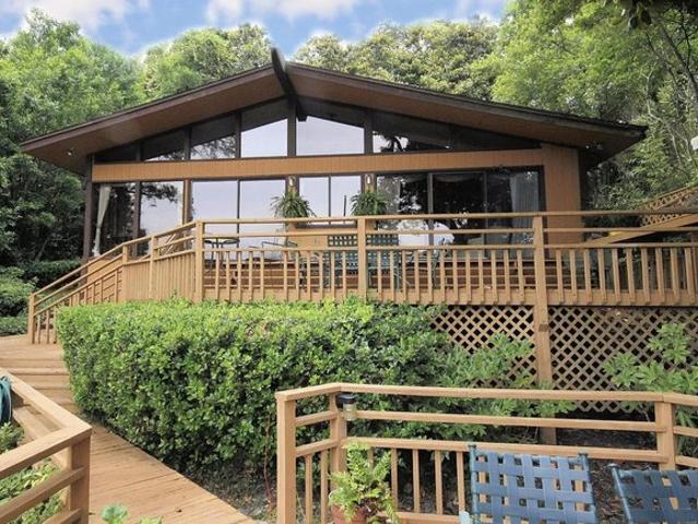 House for sale in Shalimar, Florida