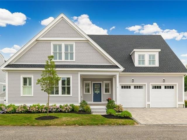 House for sale in Portsmouth, Rhode Island