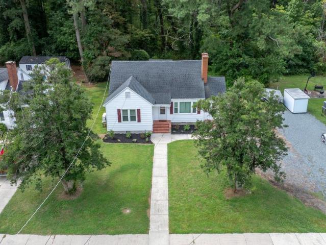 House for sale in Crisfield, Maryland