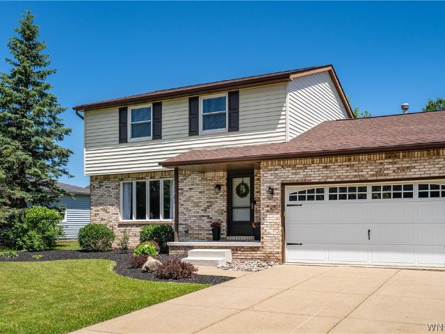 House for sale in Bowmansville, New York