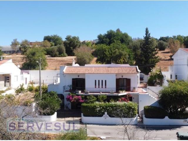 Casa venda em Albufeira e Olhos de Água, Albufeira