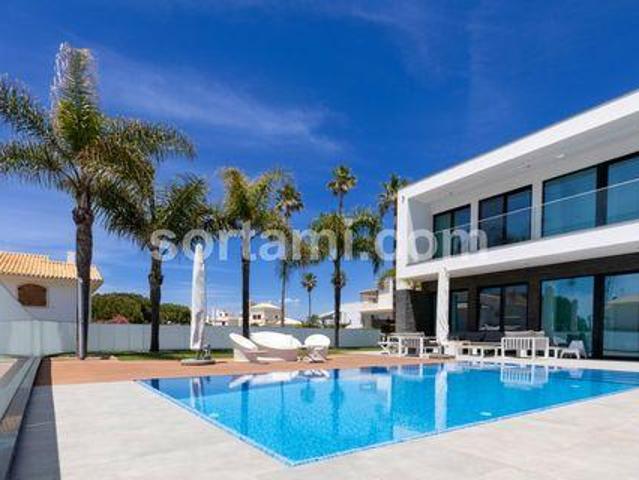 Casa venda em Galé, Albufeira
