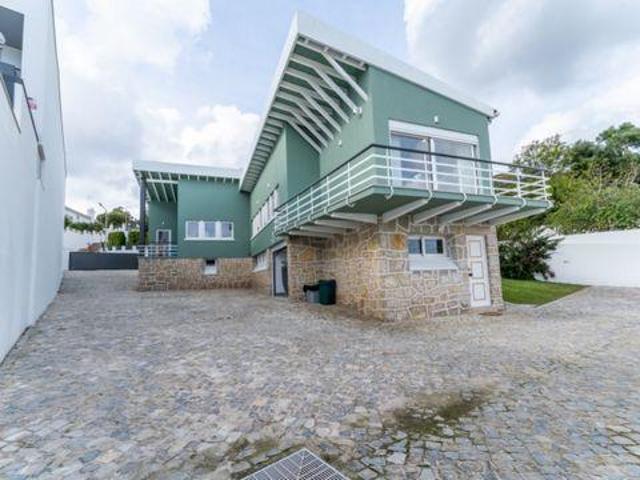 Casa venda em Alcobaça e Vestiaria, Alcobaça