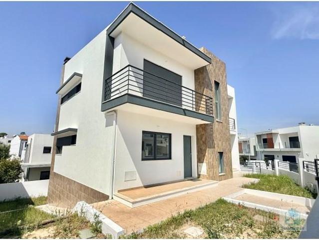 Casa venda em Quinta das Amoreiras, Almada