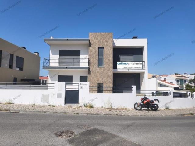 Casa venda em Quinta das Amoreiras, Almada