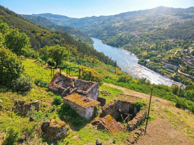 Terreno venda em Cinfães, Viseu