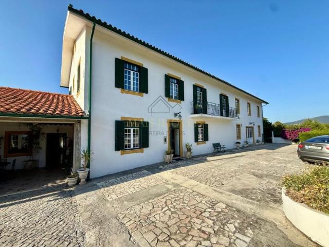 Casa venda em Coimbrã, Botão