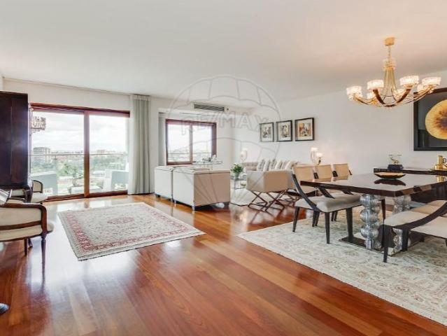 Apartamento venda em Lisboa