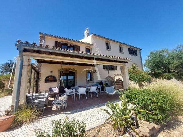 Casa venda em Alte, Loulé