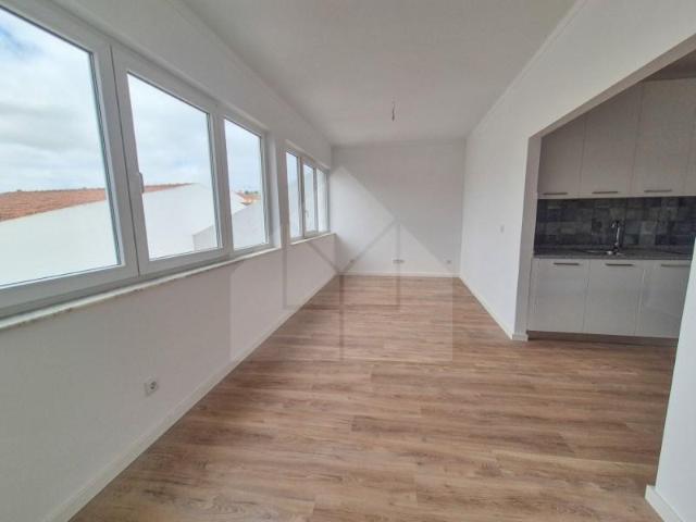 Apartamento alugar em Lourinhã