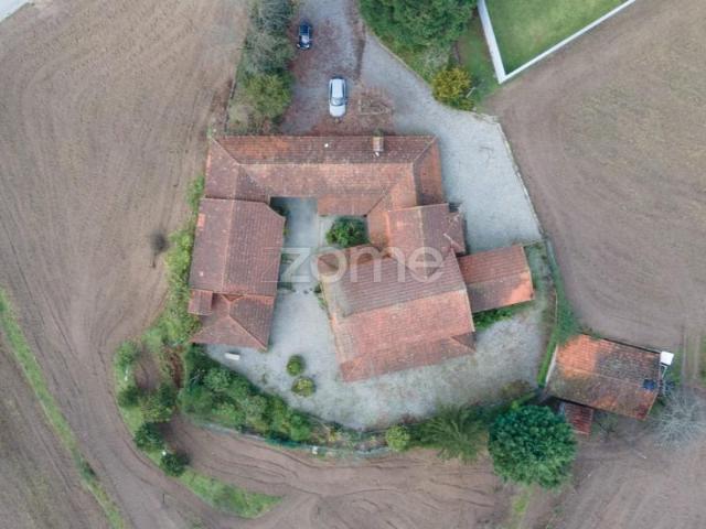 Terreno venda em Lousada, Porto