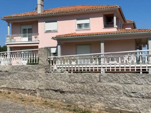 Casa venda em Mourilhe, Viseu