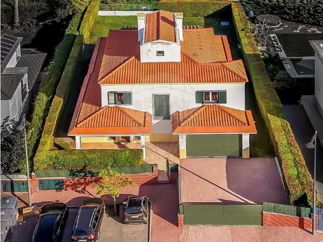 Casa alugar em Ribeira Acima, Oeiras