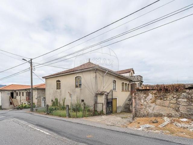 Casa venda em Rabuide, Póvoa De Lanhoso