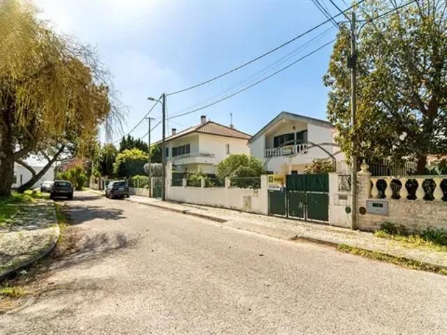 Casa venda em Cova da Piedade, Almada