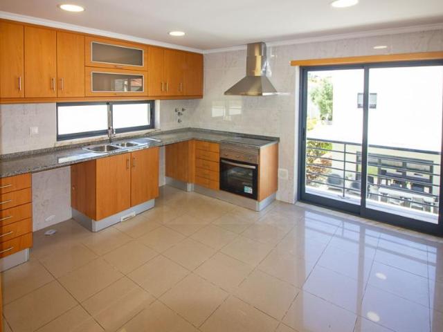 Casa venda em Quinta das Amoreiras, Almada
