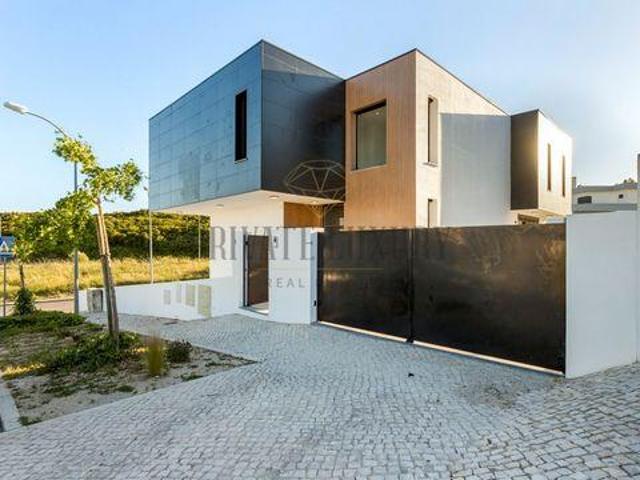 Casa venda em Serra de Casal de Cambra, Sintra