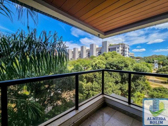 Apartamento venda em Região Geográfica Imediata do Distrito Federal, Região Integrada de Desenvolvimento do Distrito Federal e Entorno