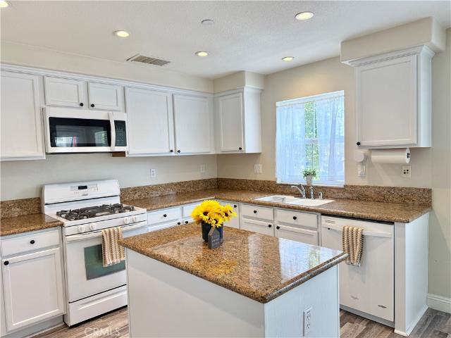 Townhouse for sale in Ladera Ranch, California
