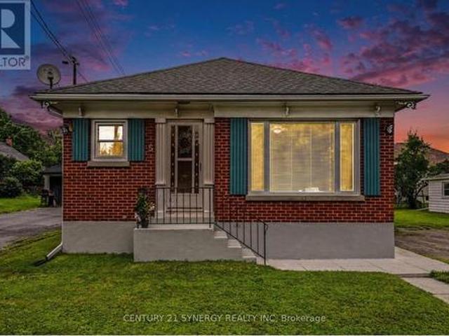 House for sale in Smiths Falls, Ontario