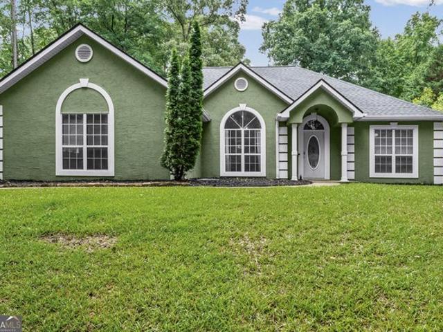 House for sale in Sharpsburg, Georgia